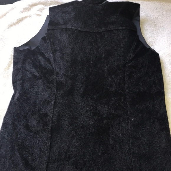 Girls fur long vest - Picture 5 of 5